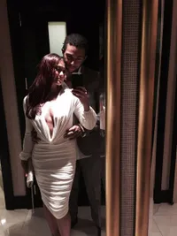 Potret Kemesraan Agnez Mo dan Pacar Barunya, Devin Wiggins