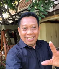 Potret Kondisi Terbaru Tukul Arwana, Sudah Bisa Berjemur di Luar Rumah - Anak Telaten Merawat