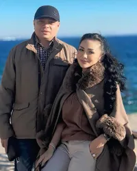 Potret Kris Dayanti & Raul Lemos 'Pacaran' di Portugal, Gemmi & Avo Lengket Nggak Mau Lepas