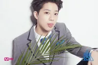 Potret Lai Guanlin Eks Wanna One yang Pensiun dari Dunia Hiburan, Pilih Jadi Sutradara di Balik Layar