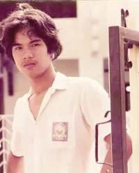 Potret Lawas 18 Artis dan Penyanyi Legendaris Indonesia, Lucu dan Masih Imut Banget!