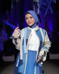 Potret Lebaran Melly Lee Bersama Keluarga, Ponakan Gantengnya Malah Bikin Salfok!