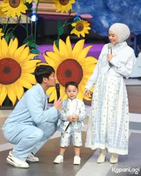 Potret Levian Al Fatih Anak Lesti Kejora dan Rizky Billar Meriahkan Perayaan Ultah ke-2 Mentari TV, Penuh Bahagia
