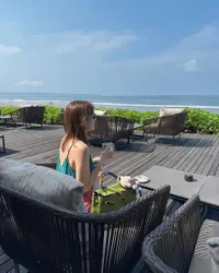 Potret Liburan Keluarga Carissa Putri ke Bali, Tiga Generasi Visual Semua - Anaknya Makin Ganteng