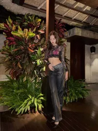 9 Potret Lisa BLACKPINK Liburan di Bali, Nikmati Sunset hingga Main ATV