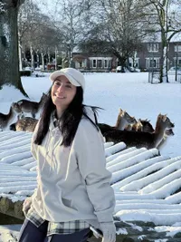 Potret Maudy Koesnaedi Liburan ke Belanda di Tengah Cuaca Terdingin, Bikin Mager Kemulan 