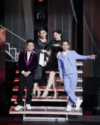 Potret Melly Lee Bareng Azzio, Rama, Tasya DA7 di Dangdut Academy 8