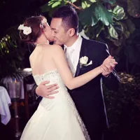 Potret Mesra Rianti Cartwright & Suami, Seromantis Romeo & Juliet