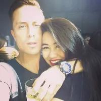 Potret Mesra Selfi KDI dan Pacar Bulenya, Romantis Bikin Baper