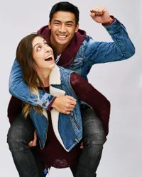 Potret Mesra Yoshi Sudarso & Istrinya Yang Cantik, Bikin Baper!