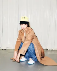 Potret Model yang Dicurigai Sebagai Adik Dari Jihyo TWICE, Wajahnya Mirip Nayeon 