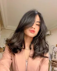 Potret Namira Adjani Putri Sulung Alya Rohali yang Kini Berusia 22 Tahun, Sama-Sama Atlet Lari Seperti sang Ibu