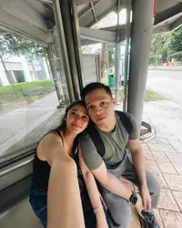 Potret Naysilla Mirdad Liburan ke Singapura Bareng Pacar, Kulineran Terus - Makan Enak di Bukan Resto Mewah