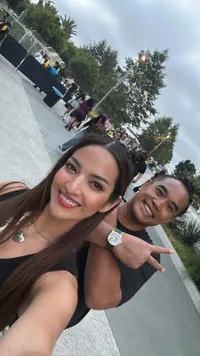 Potret Nia Ramadhani Nonton Konser BLACKPINK di LA, Perdana Concert Date sama Ardi Bakrie