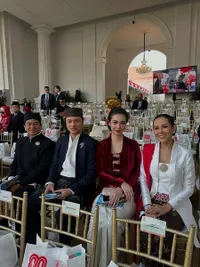 Potret Nicholas Saputra Ikut Upacara Kemerdekaan RI di Istana Merdeka, Ganteng Banget