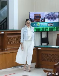 Nikita Mirzani Tegaskan Tiga Saksi Ahli yang Dihadirkannya Netral & Tak Di-Briefing