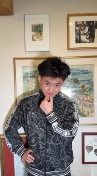 Potret no na dan Rich Brian Akhirnya 'Kolaborasi', Awkward Tapi Cute