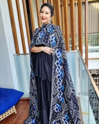 Potret Novita Angie yang Akan Berusia 50 Tahun, Akui Ingin Kurangi Aktivitas - Fokus Kesehatan