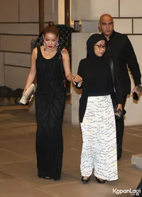 Potret Olla Ramlan Pamer Punggung di Resepsi Luna Maya, Ada Kisah Tak Terduga di Baliknya