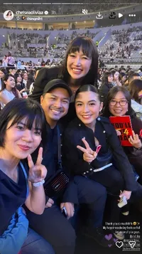 Potret Para Artis Datang ke Konser F4, Syahrini - Joshua Suherman