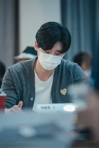Potret Pembacaan Naskah Perdana 'BIG MOUSE', Lee Jong Suk dan Yoona Girls Generation Jadi Suami & Istri - Visual Pemeran Utamanya Auto Bikin Pengin Nonton