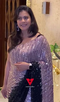 Potret Perayaan Diwali Seleb Bollywood, Hadiri Pesta dengan Outfit Maksimal Bak Red Carpet