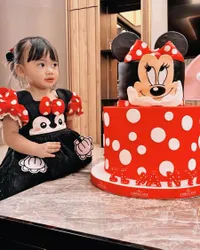 Potret Perayaan Ulang Tahun Zefanya Anak Felicya Angelista, Lucu Banget Jadi Minnie Mouse