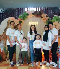 Potret Perayaan Ultah ke-5 Arsya Hermansyah, Dapat Kado Mobil Mewah dari Aurel - Atta