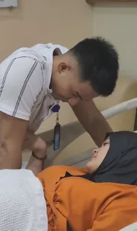 Potret Perdana Anak Ridho DA Kembaran Rizki DA dan Istri, Wajah Gemas dan Pipi Chubby Curi Perhatian