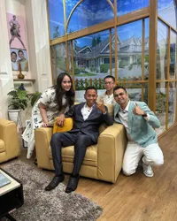 Potret Perdana Tukul Arwana Kembali Tampil di Acara Televisi - Tampak Segar dan Penuh Semangat