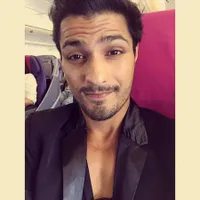 Potret Perjalanan Vin Rana Selama Liburan di Negerinya Tercinta