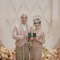 Potret Pernikahan Elma Agustin ex Princess dan Ihsan, Mewah dengan Adat Sunda - Penuh Tawa Bahagia