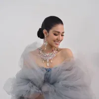 Potret Pricessy Ariska Putri Pertiwi, Miss Grand International'16