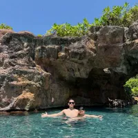 Potret Quality Time Ala Rezky Adhitya Bareng Anak, Tak Ada Hari Tanpa Berenang