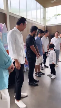 Potret Raphael Moeis Anak Sandra Dewi Bisa Menebak Sang Ayah Hanya Dari Bau Parfum, Netizen: Wangi Kekayaan Memang Beda