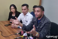 Potret Rayen Pono Desak Presiden dan DPR Tanggapi Laporan terhadap Ahmad Dhani