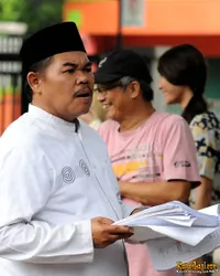 Potret Rieke Diah Pitaloka Terharu, Sengketa Tanah Mat Solar Berakhir Damai