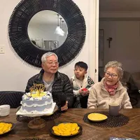 Potret Rini Yulianti Rayakan Ultah Ayah Mertua Korea di Australia, Tak Perlu Banyak Kata