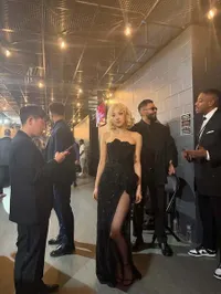 Potret Rose BLACKPINK di Balik Layar Grammy Awards 2026, Seru di After Party