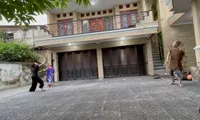 Potret Rumah 4 Selebriti di Kampung Halaman yang Gede Banget, Ada yang Pembuatannya Telan Biaya MIliaran!