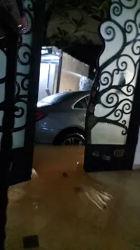 Potret Rumah Mewah Tamara Geraldine Kebanjiran Parah, Antisipasi Bikin 'Bendungan' Pribadi