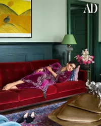 Potret Rumah Sonam Kapoor di London, Bergaya Modern Klasik - Mewah Abis