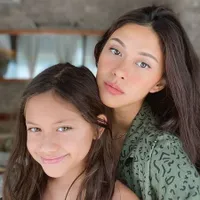 Potret Sarah Deana White Anak Bungsu Nana Mirdad dan Andrew White Menyita Perhatian Dengan Paras Cantik Blesteran