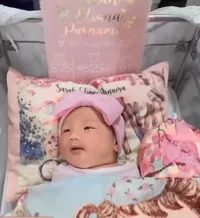Potret Sarah Eliana Anak Kelima Ahok Saat Menjulurkan Lidah Hingga Merem, Bayi Cantik Super Gemoy