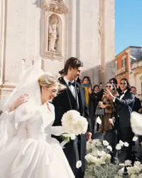 Potret Sean Gelael Hadiri Pernikahan Pebalap Antonio Giovinazzi Bareng Pacar, Circlenya Nggak Kaleng-kaleng