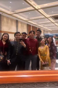 Potret Sederet Selebriti Hadiri Langsung Acara Debat Cawapres, Raffi Ahmad Sempat Makan Bareng Gibran Rakabuming