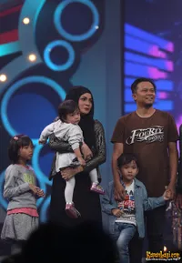 Potret Sedih Istri Reza di Penampilan Terakhir Bersama NOAH