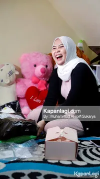 Potret Selfi LIDA Bersama Hadiah Kiriman Fans, Bukti Cinta dari Para Selfitta