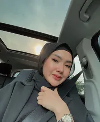 Potret Selfie Manis Cita Citata yang Makin Cantik dan Mantap Berhijab, Pamer Kemesraan Bersama Sang Kekasih