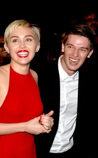 Potret Seru dan Gila Para Selebriti di Grammy's After Party 2015